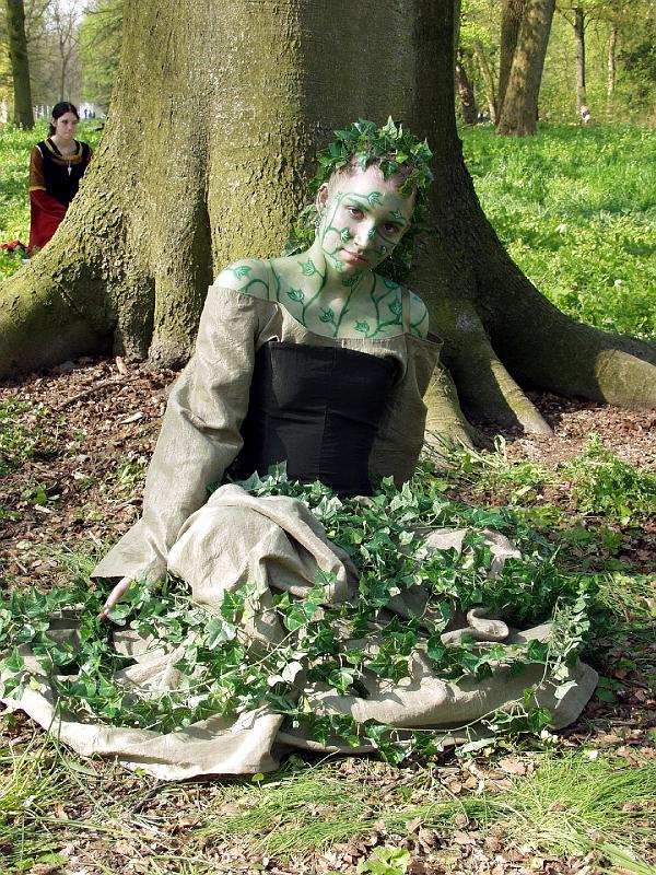 P4236272.jpg - I almost missed her.