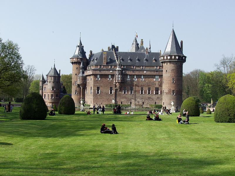 P4236274.jpg - De Haar from the side