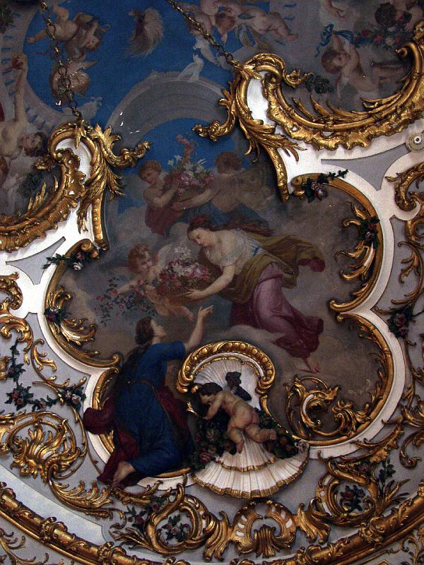 P8067103.jpg - Blend of Sculpture and Painting.