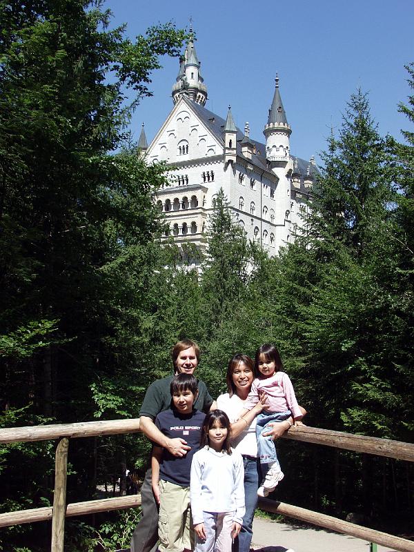 P8056942.jpg - Family shot at the castle