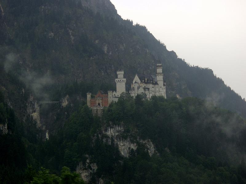 P8077245.jpg - Castle and Clouds