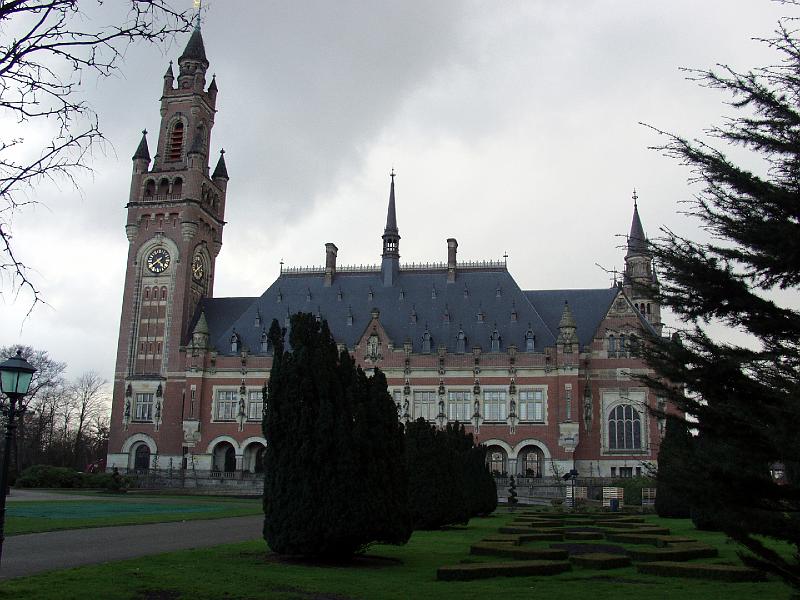 P2195706.jpg - Peace Palace and Grounds