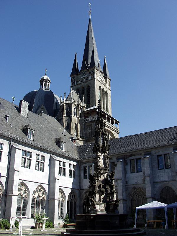 P7176748.jpg - This is from the courtyard where the tour started.