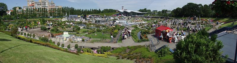 pano1.jpg - Panorama from the back of the park.