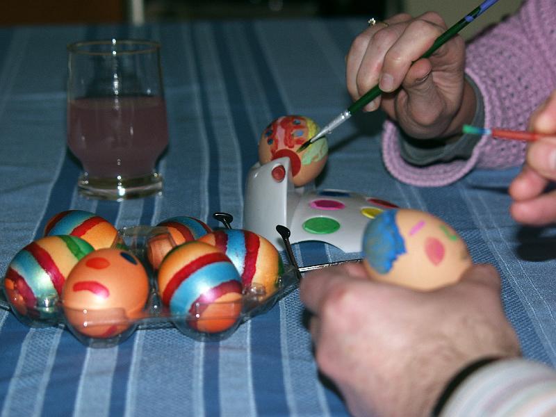 P3275930.jpg - Painting eggs at Jo's