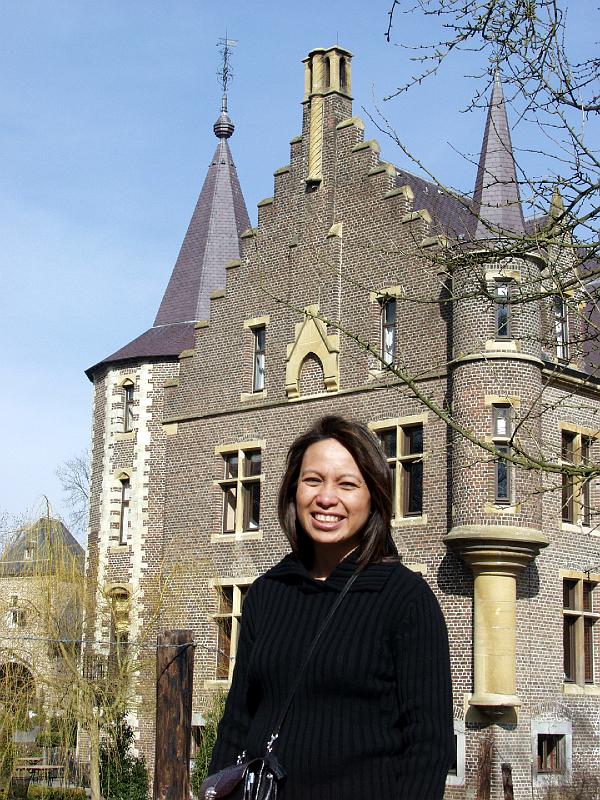 P3165771.jpg - My Honey at the Kasteel