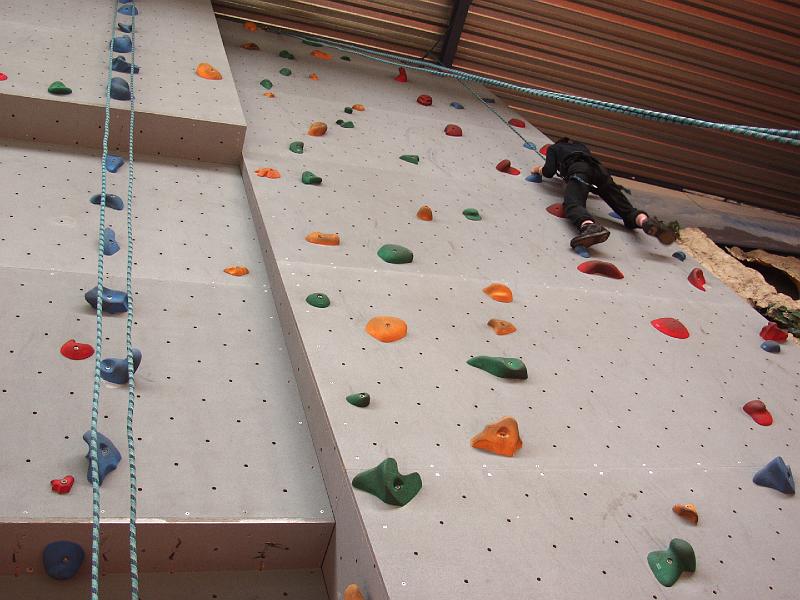 PA087500.jpg - She's way up there!