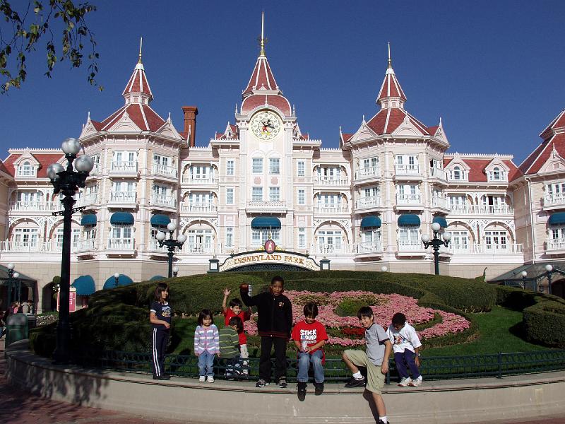 PA157540.jpg - Entrance