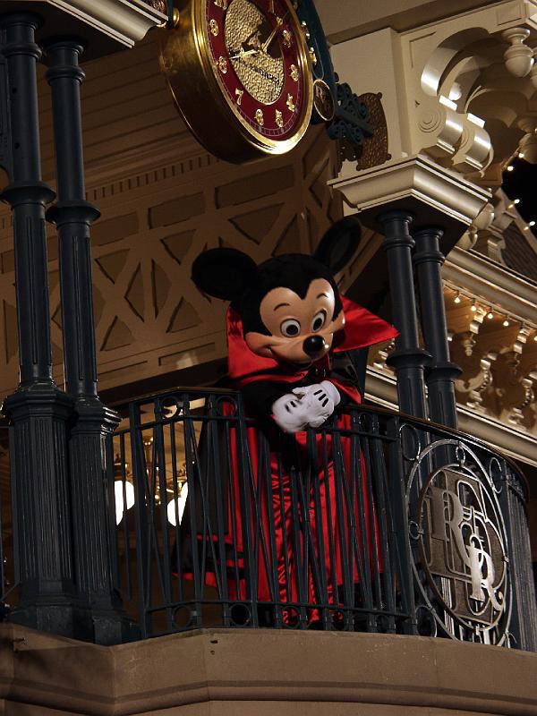 PA157607.jpg - Goodbye Mickey