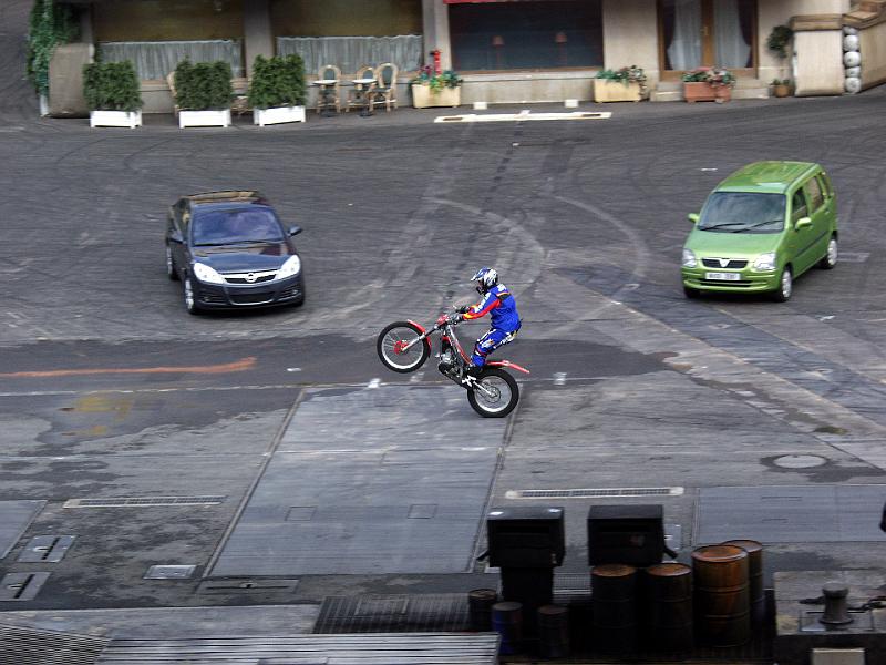 PA167619.jpg - Stunt cycle