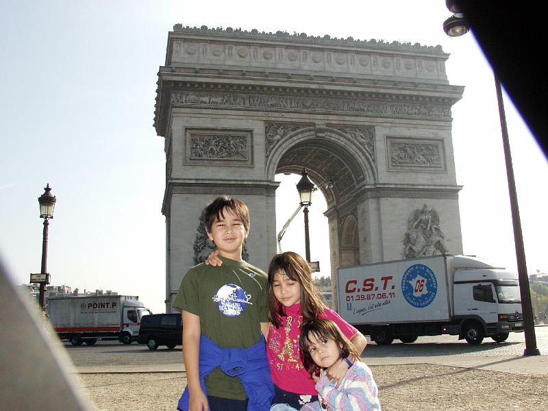 PA177694.jpg - See, we really did go to Paris.