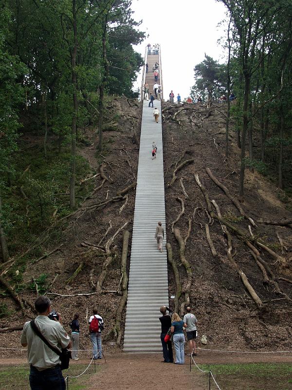 P9117445.jpg - Stairway to heaven?