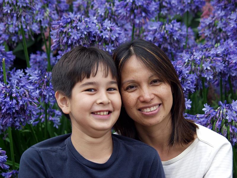 P9117479.jpg - The blue makes a nice background.