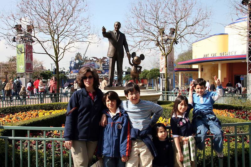 IMG_1045.jpg - Walt and Mickey