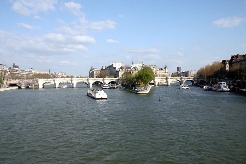 IMG_0982.jpg - Pont Neuf on a better day