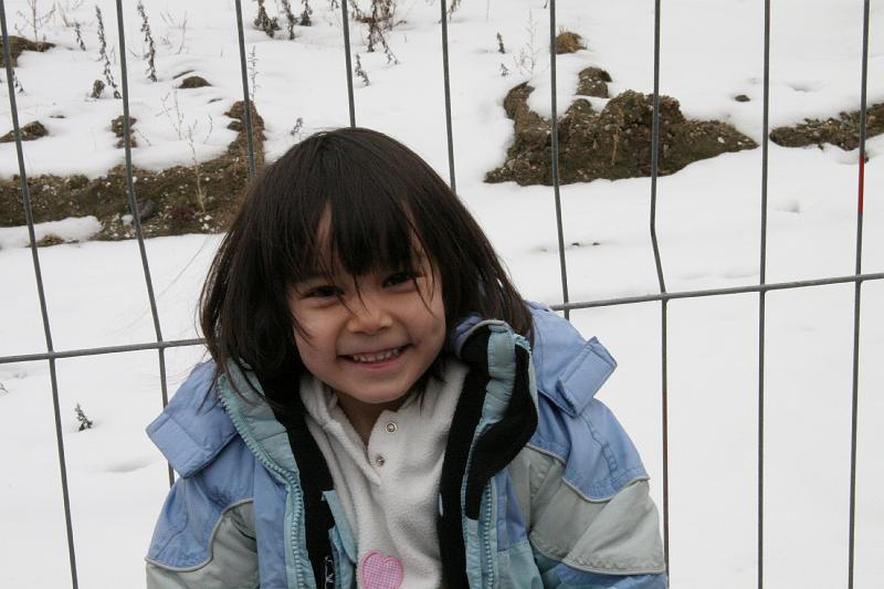 IMG_0328.jpg - L loves snow.