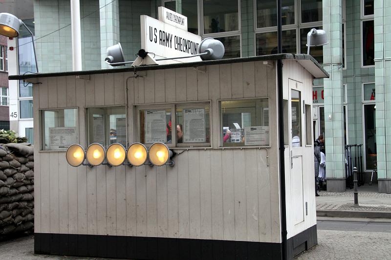 IMG_0337.jpg - Checkpoint Charlie