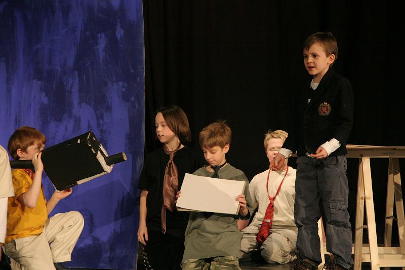 IMG_0525.jpg - The dirt on the prez