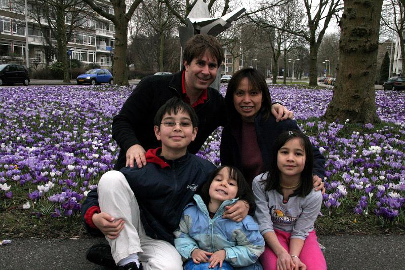 IMG_0649.jpg - Family and flowers