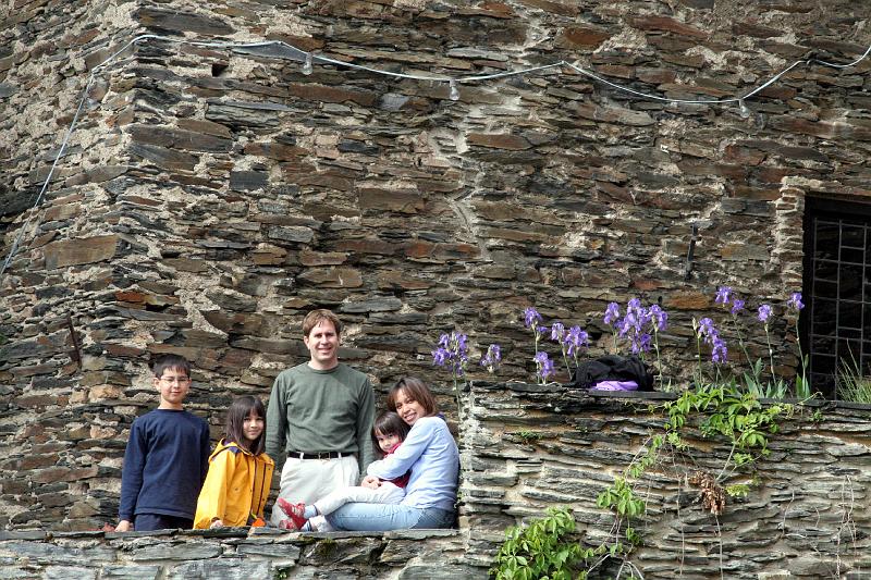 IMG_1512.jpg - My family at Gutenfels