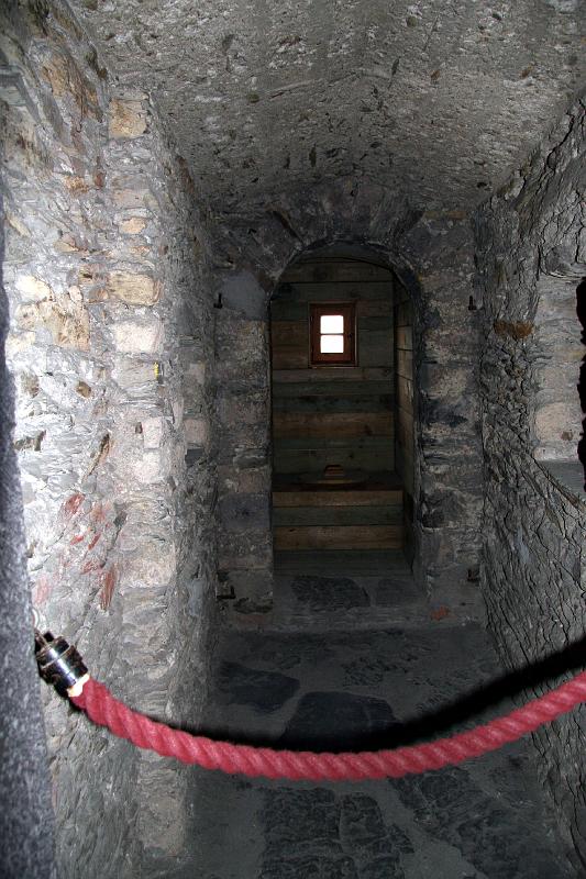 IMG_1578.jpg - Marksburg bathroom