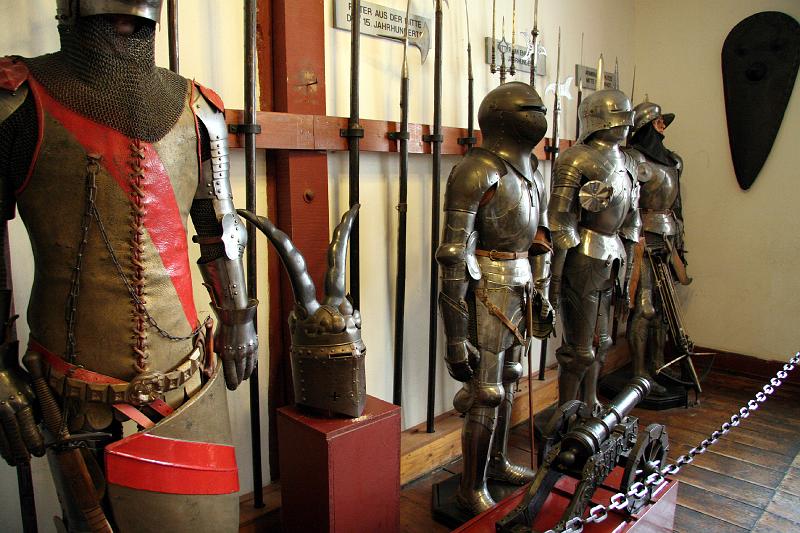 IMG_1592.jpg - Armor