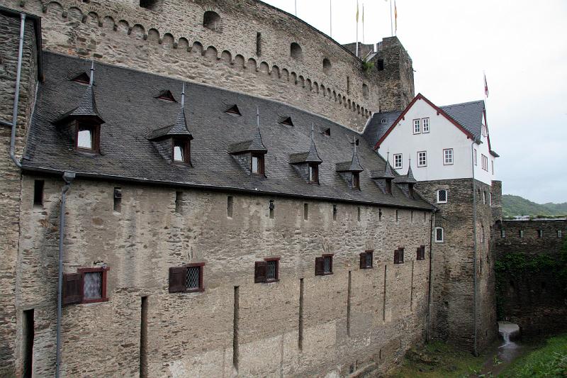IMG_1671.jpg - Rheinfels across the moat.